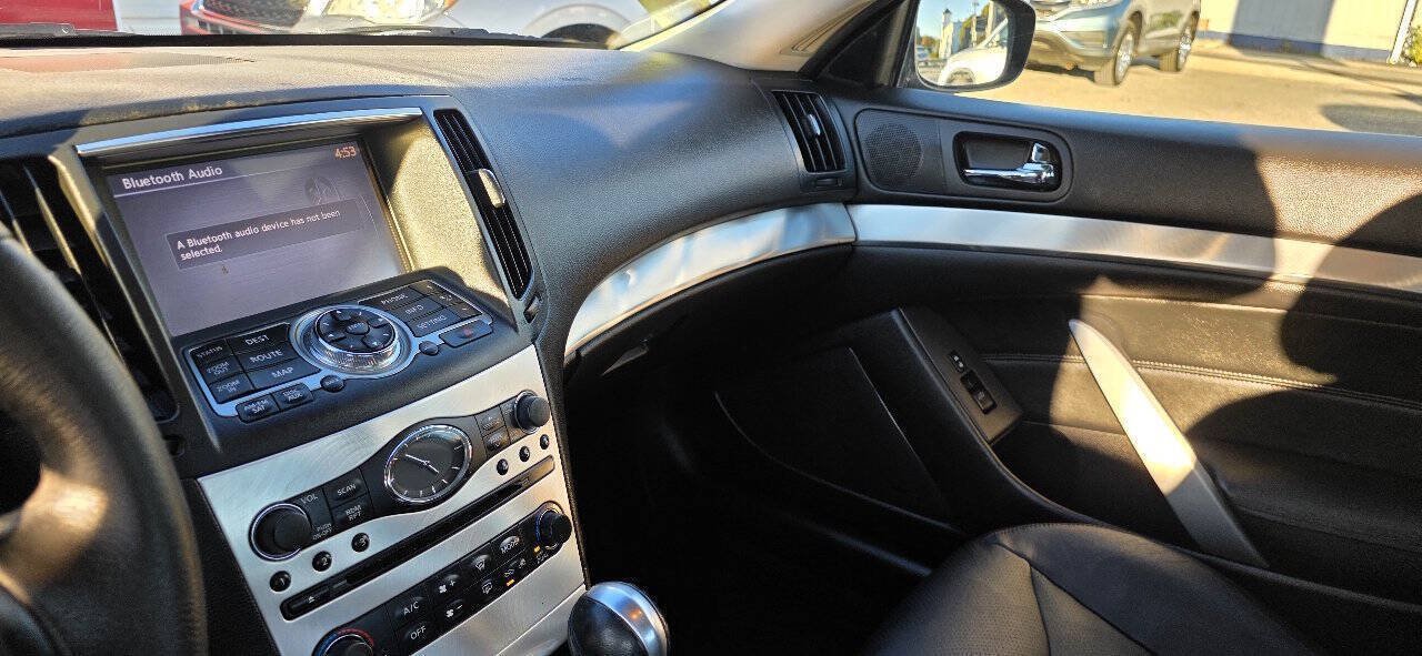 Used 2013 INFINITI G37 Journey w/ Premium Pkg RWD image 13