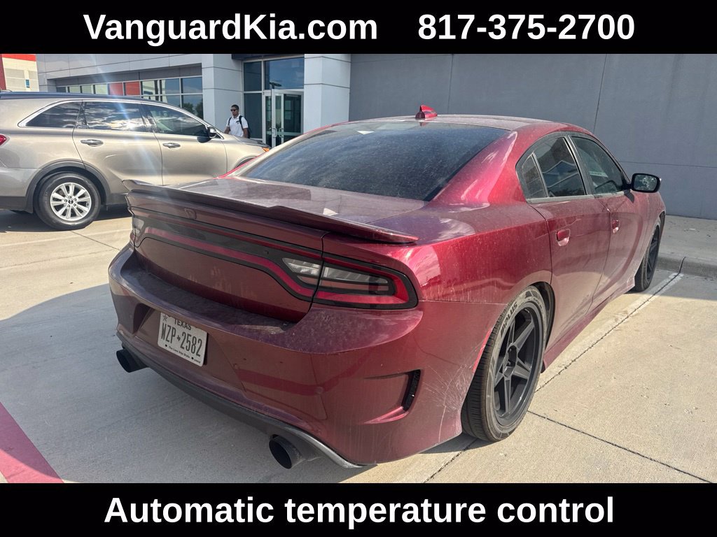 Used 2020 Dodge Charger GT RWD image 3