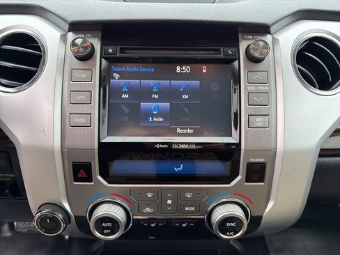 Used 2017 Toyota Tundra Limited image 40