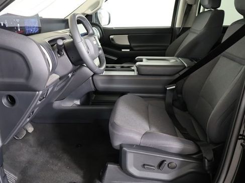 Used 2025 Ford Expedition Max Active RWD image 23