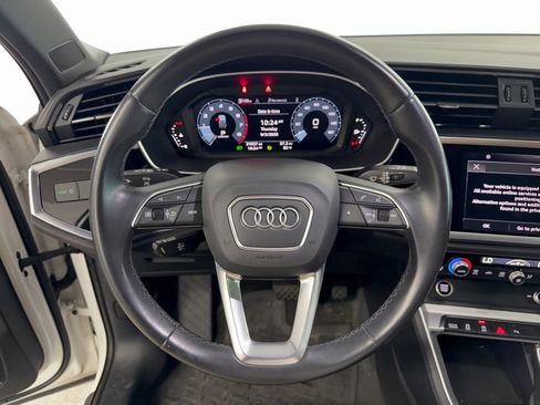 Used 2022 Audi Q3 2.0T Premium w/ Convenience Package AWD/4WD image 10
