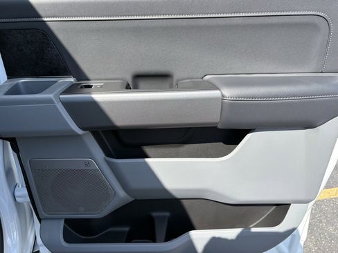 New 2026 Ford F250 XLT w/ XLT Premium Package image 28