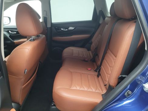 Used 2018 Nissan Rogue SL w/ Premium Package FWD image 18