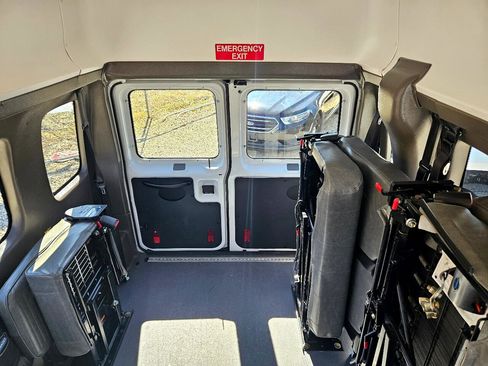 Used 2014 Ford E-350 and Econoline 350 Extended Super Duty w/ Power Group image 34