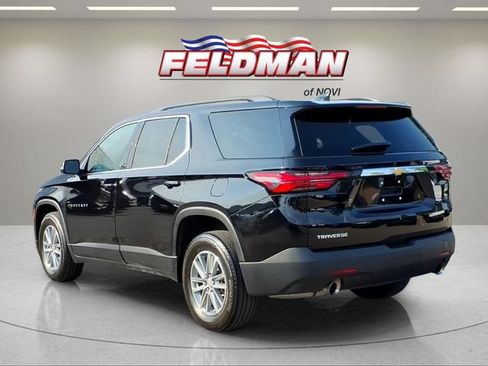 Used 2023 Chevrolet Traverse LT FWD image 3