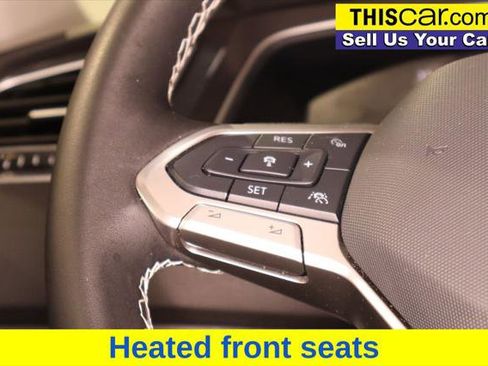 Used 2024 Volkswagen Tiguan SE image 15