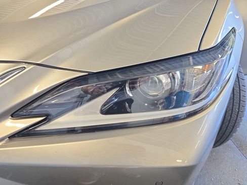 Used 2021 Lexus ES 350 w/ Premium Package FWD image 28