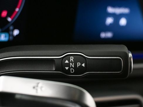 Certified 2025 Mercedes-Benz GLE 450 4MATIC image 16