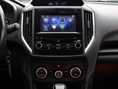 Used 2023 Subaru Crosstrek 2.0i Premium image 13