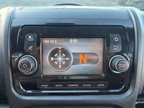 Used 2019 RAM ProMaster 2500 FWD image 23