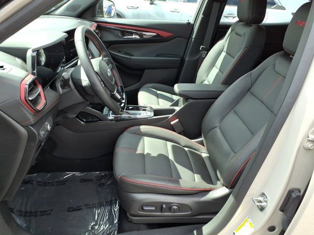 Used 2026 Chevrolet TrailBlazer RS w/ Convenience Package AWD/4WD image 4