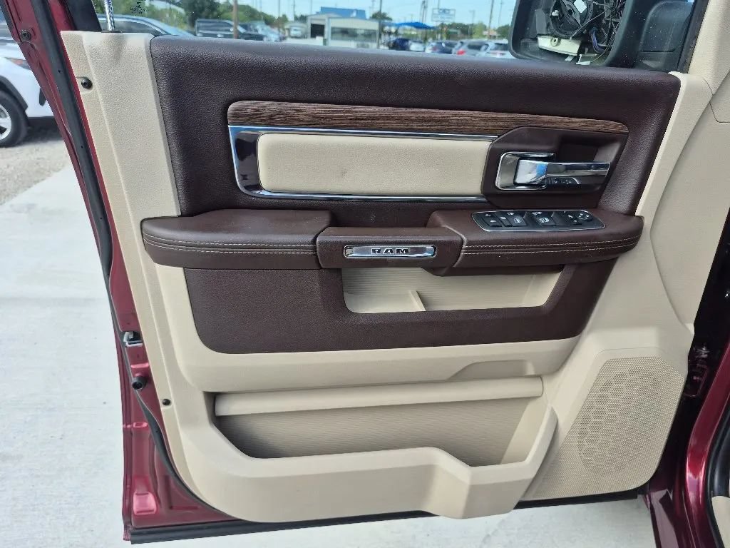 Used 2018 RAM 1500 Laramie w/ Convenience Group RWD image 17