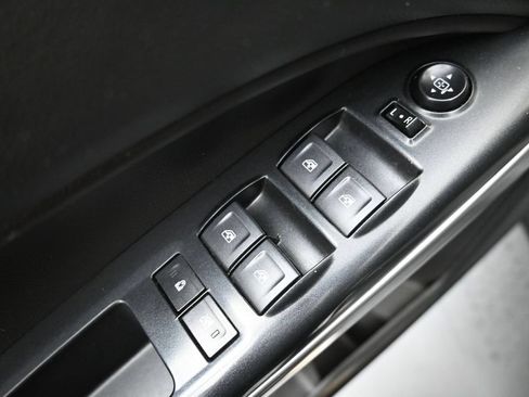 Used 2022 Chevrolet Colorado ZR2 AWD/4WD image 13
