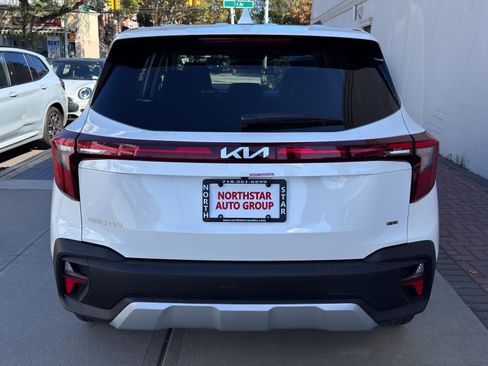 Used 2024 Kia Seltos LX image 5
