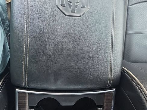 Used 2025 RAM 2500 Laramie AWD/4WD image 25
