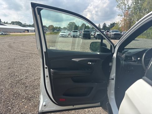 Used 2022 Honda Pilot Sport image 23