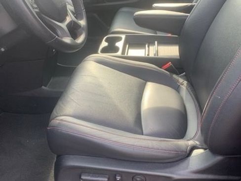 Used 2023 Honda Odyssey Sport image 2