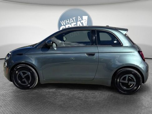 New 2025 FIAT 500 e FWD image 9