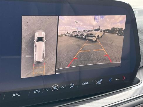 New 2026 Chevrolet Suburban RST image 15