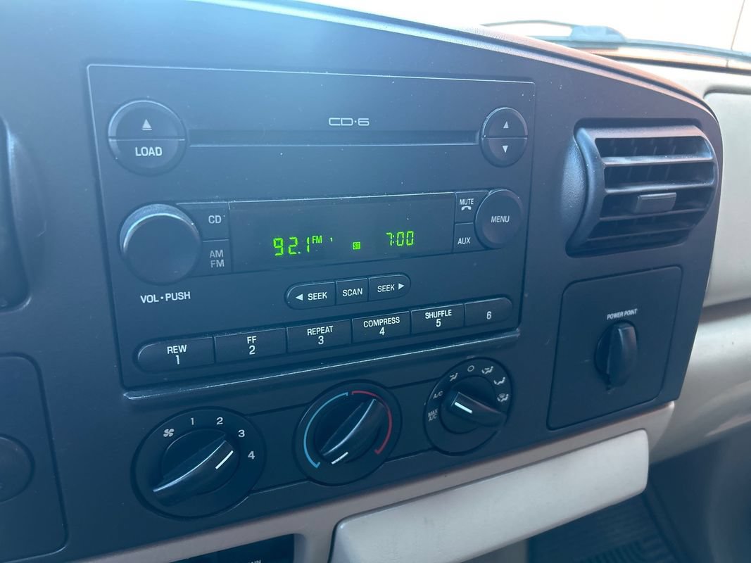 Used 2006 Ford F250 4x4 Crew Cab Super Duty image 10