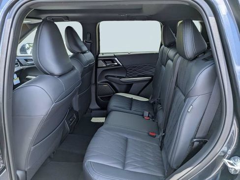 New 2026 Mitsubishi Outlander SEL Black Edition FWD image 14