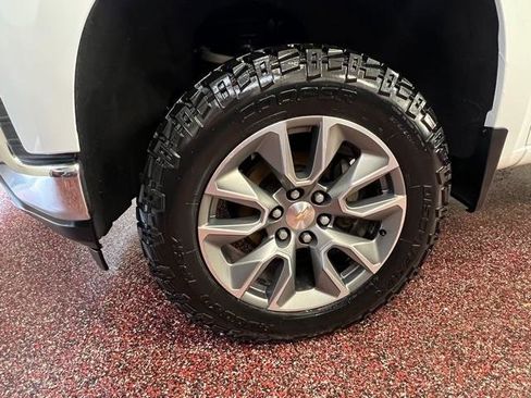 Used 2020 Chevrolet Silverado 1500 LT w/ All-Star Edition AWD/4WD image 10