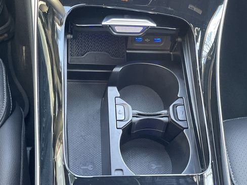 Certified 2024 Mercedes-Benz C 300 Sedan image 36