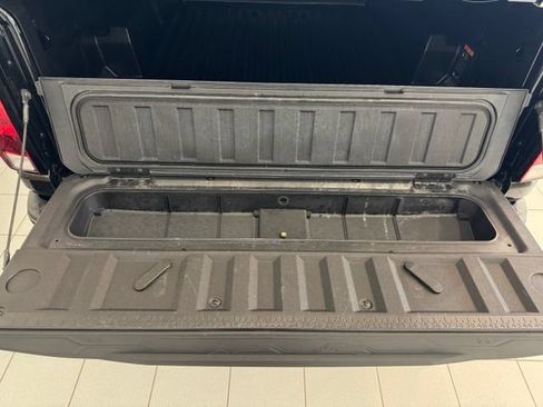 Used 2025 Chevrolet Colorado LT w/ Advanced Trailering Package AWD/4WD image 45