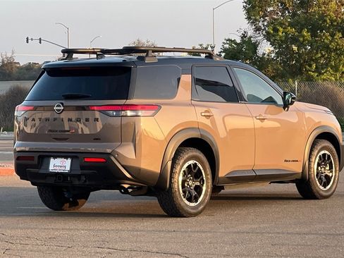 Used 2024 Nissan Pathfinder Rock Creek image 5