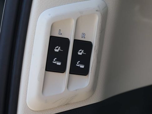 Used 2023 Lexus GX 460 Premium AWD/4WD image 9