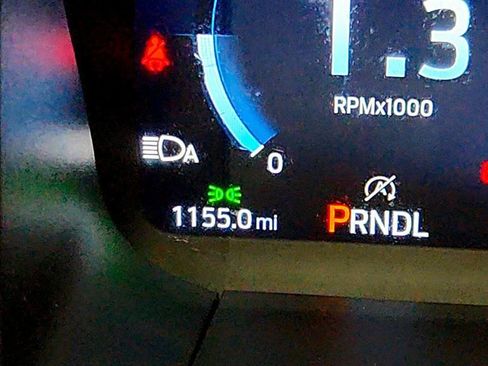 Used 2025 Ford Explorer ST-Line w/ Premium Package image 16