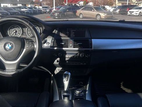 Used 2011 BMW X5 xDrive35i image 9