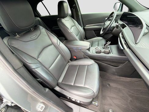 Certified 2025 Cadillac XT4 Premium Luxury FWD image 27