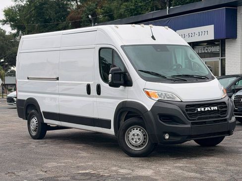 Used 2025 RAM ProMaster 2500 w/ Convenience Group FWD image 5