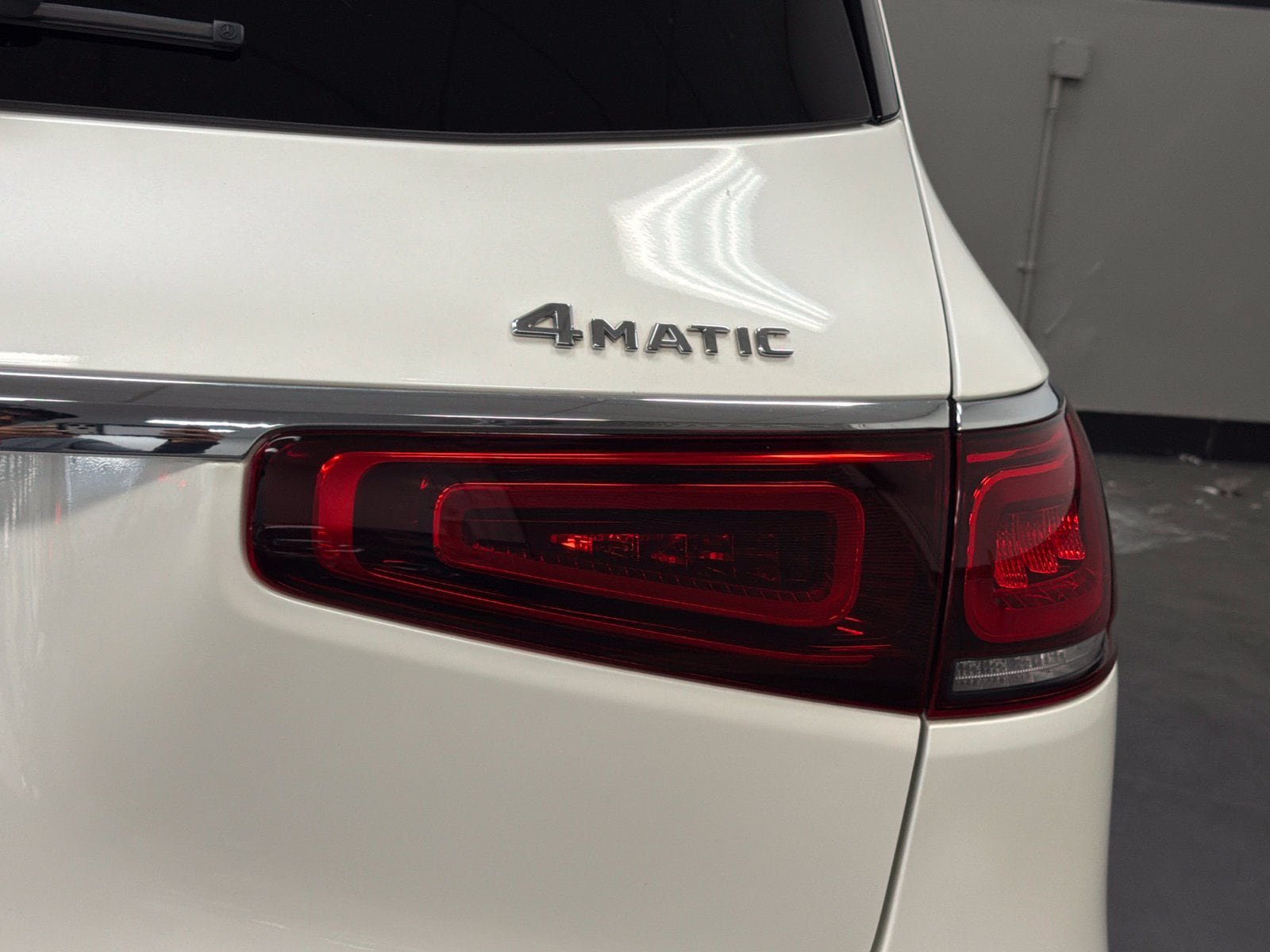 Used 2021 Mercedes-Benz GLS 450 4MATIC image 15