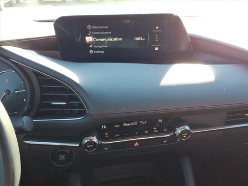 Used 2024 MAZDA MAZDA3 s image 21