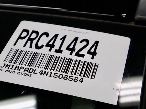 Used 2022 MAZDA MAZDA3 s image 36