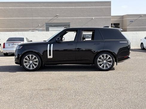 Used 2025 Land Rover Range Rover Autobiography AWD/4WD image 31