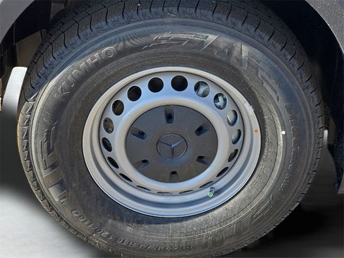 New 2025 Mercedes-Benz Sprinter 2500 image 24