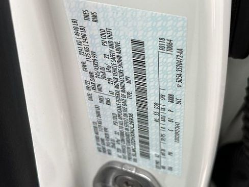 Used 2022 Lincoln Corsair Reserve w/ Equipment Group 201A image 24