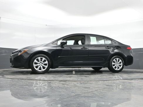 Used 2024 Toyota Corolla LE image 48