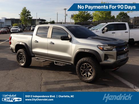 Used 2024 Chevrolet Colorado ZR2 w/ ZR2 Convenience Package III AWD/4WD image 1