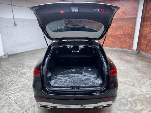 New 2025 Mercedes-Benz GLC 350e 4MATIC image 26