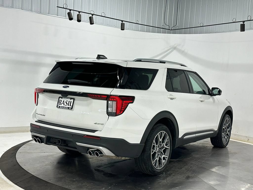 Used 2025 Ford Explorer Platinum w/ Ultimate Package AWD/4WD image 11