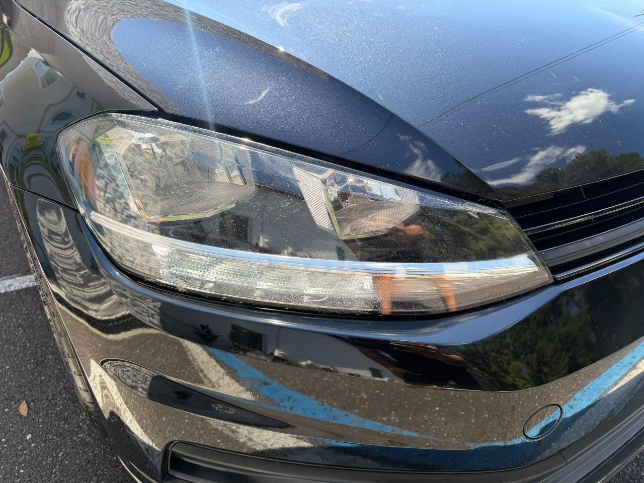 Used 2021 Volkswagen Golf 4-Door FWD image 6