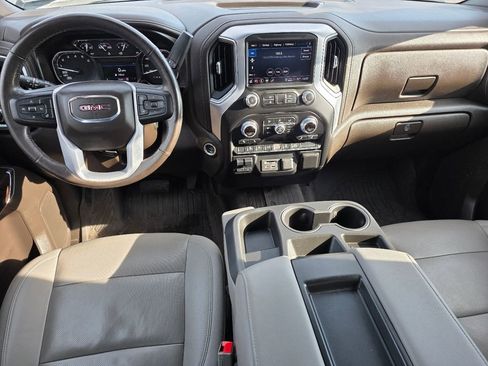 Used 2021 GMC Sierra 1500 SLT w/ X31 Off-Road Package image 12