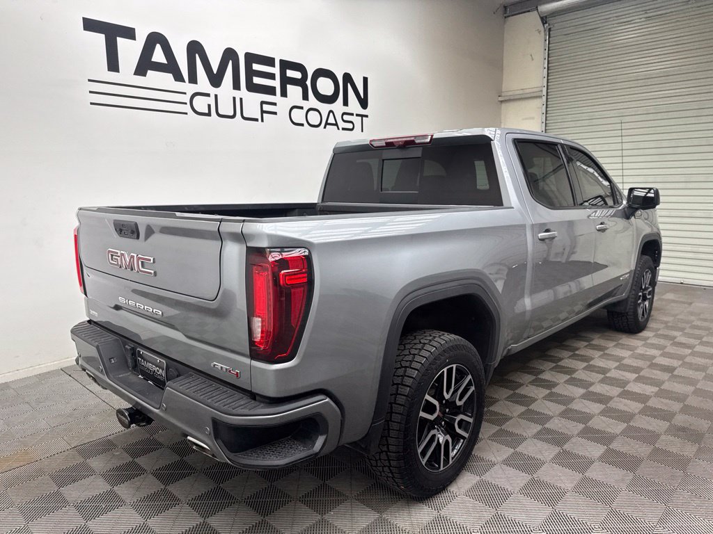 Used 2025 GMC Sierra 1500 AT4 w/ AT4 Premium Package AWD/4WD image 8