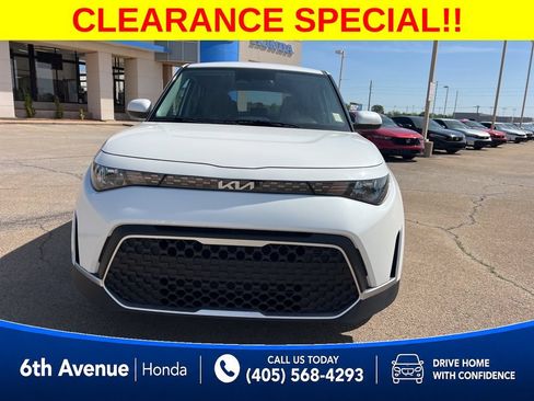 Used 2025 Kia Soul S FWD image 8