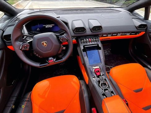 Used 2023 Lamborghini Huracan EVO RWD image 14