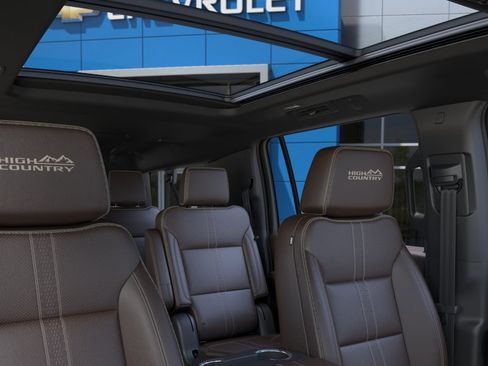 New 2026 Chevrolet Suburban High Country AWD/4WD image 26